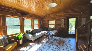 Smart TV, fireplace, video games, DVD player