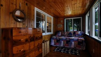 2 chambres, fer et planche Ă repasser, Wi-Fi gratuit, draps fournis