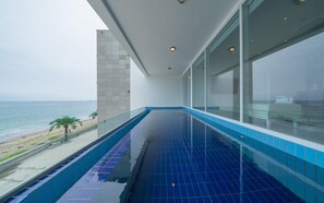 Platinum, Private Pool(Surcharge for Water Heating&Pet/Reservation required/Call 1 Day Prior to C/I) | Free WiFi, bed sheets - Daytona Pool Villa (Pohang)