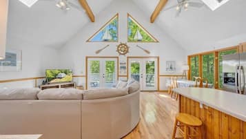 Smart-tv en een open haard