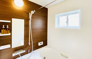 Bathroom shower - Sali's House (Hakuba)
