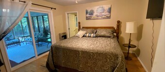 Cypress Cove -  Cozy home just off Hiwassee River in Historic Charleston TN