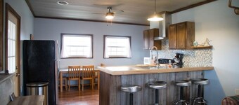 Sandstone Point Vacation Cabin - McConnelsville 