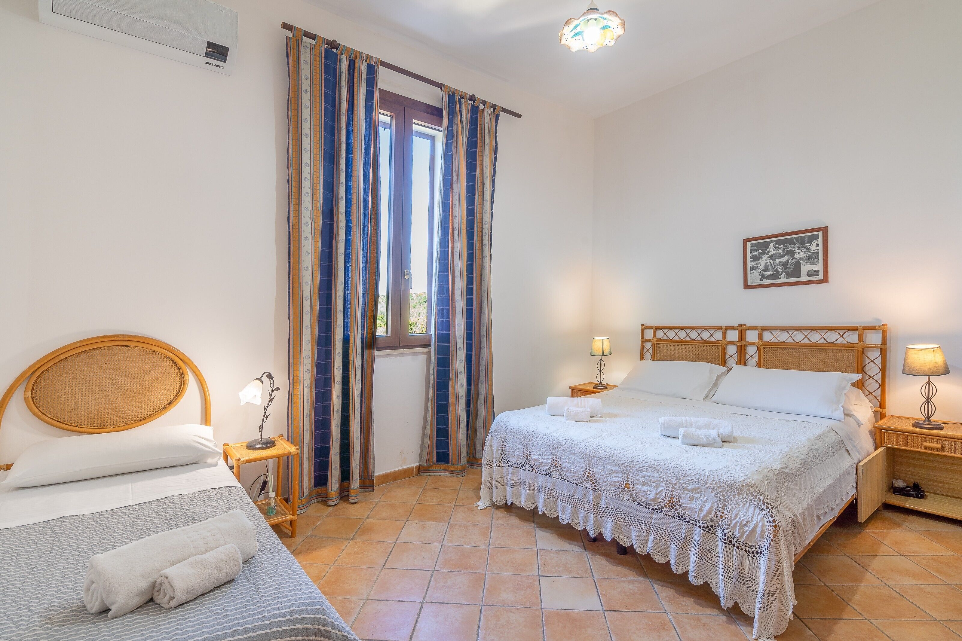 2 chambres, fer et planche à repasser, Wi-Fi gratuit, draps fournis