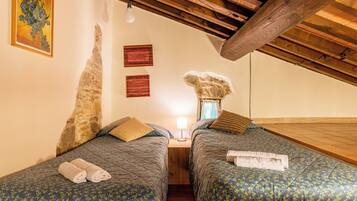 2 camere, ferro/asse da stiro, Wi-Fi gratuito, lenzuola