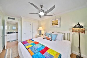 1 chambre, fer et planche à repasser, Wi-Fi, literie fournie