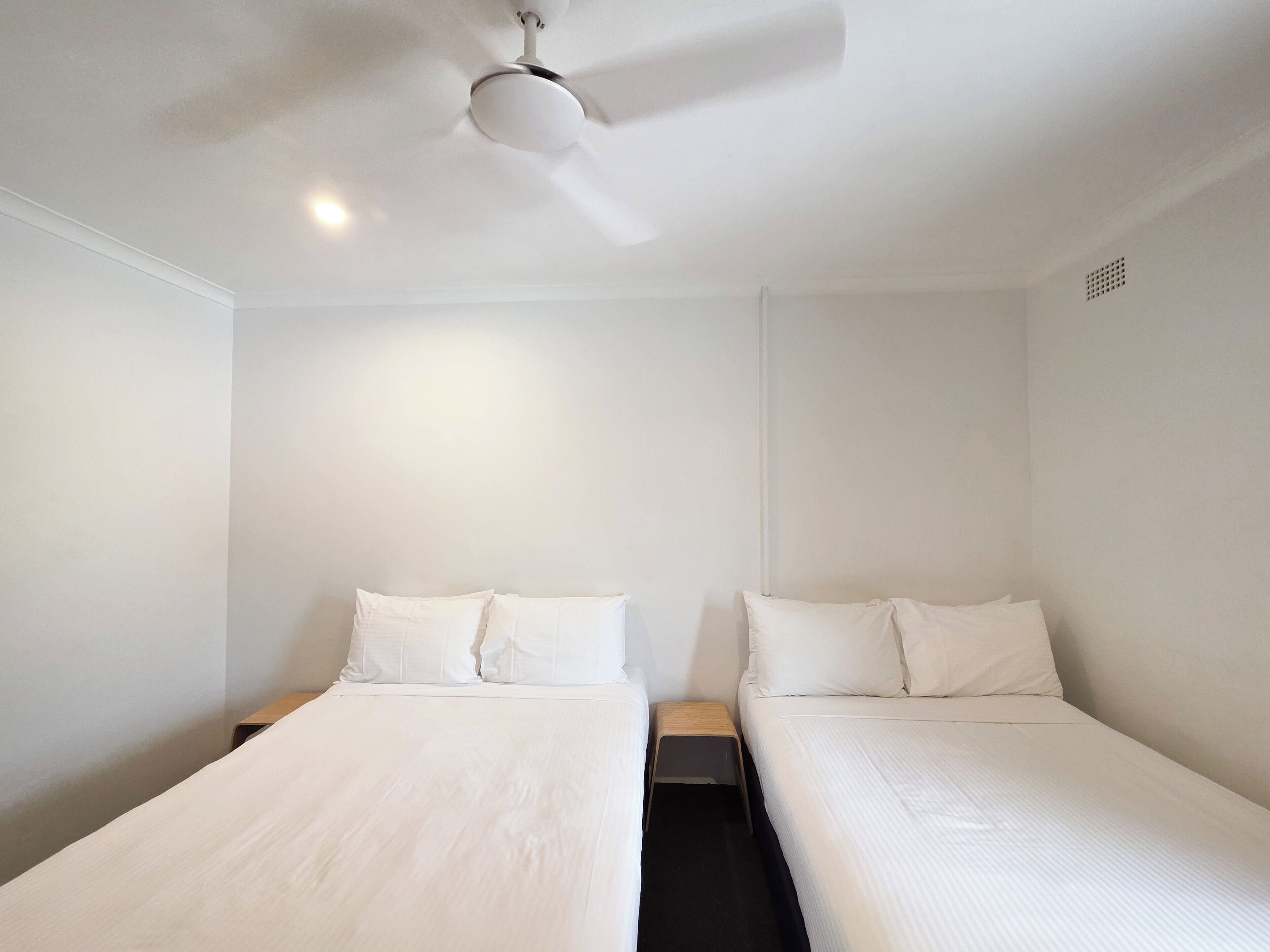 Twin Double Room (Shared Bathroom)