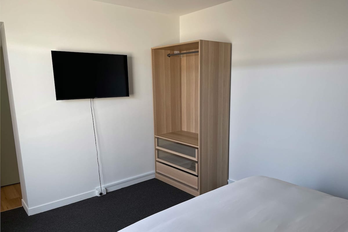 Queen Room (Ensuite)