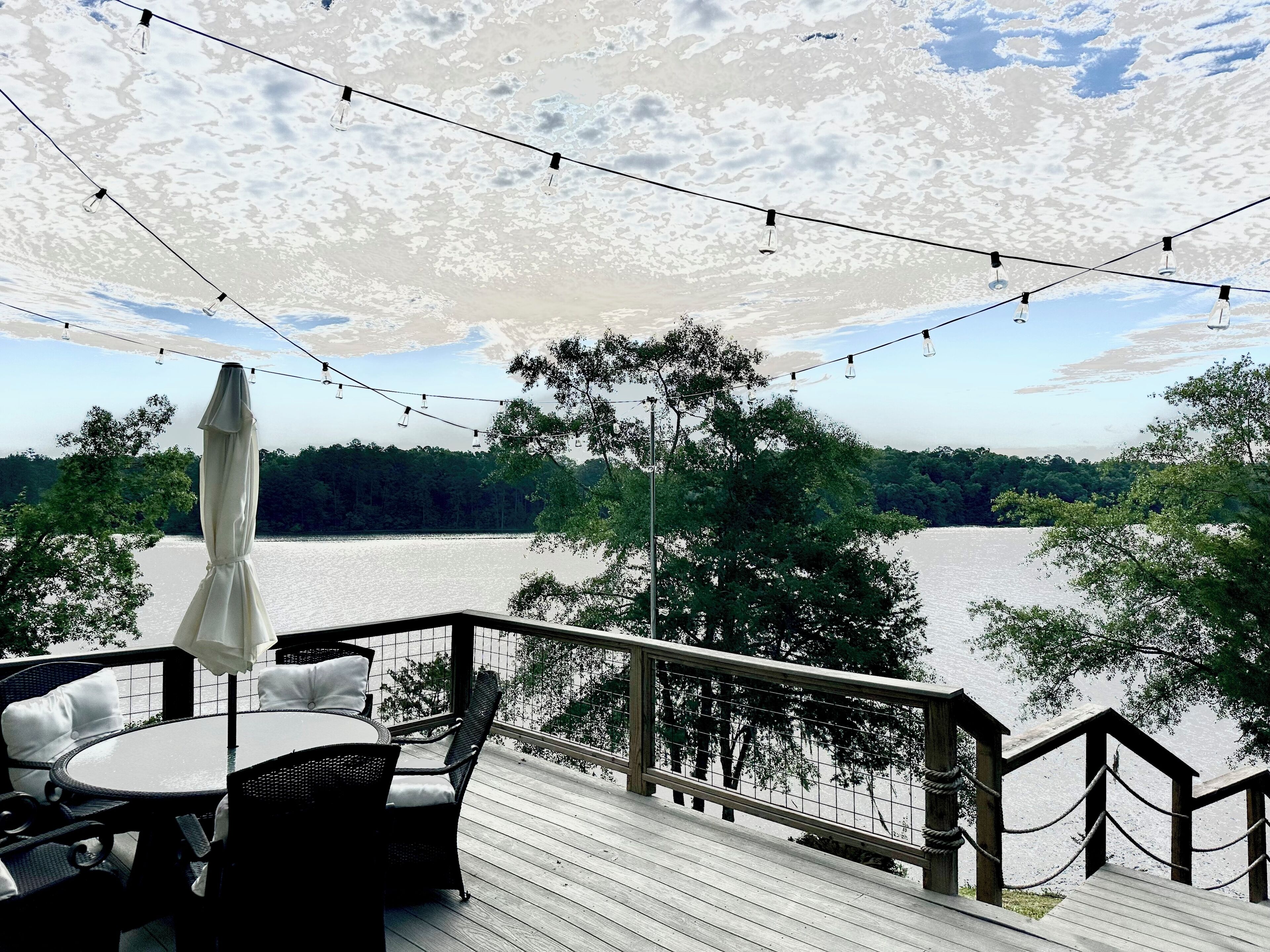 Lakefront Retreat