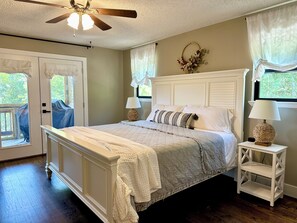 4 Schlafzimmer, Reisekinderbett, kostenloses WLAN, Bettwäsche