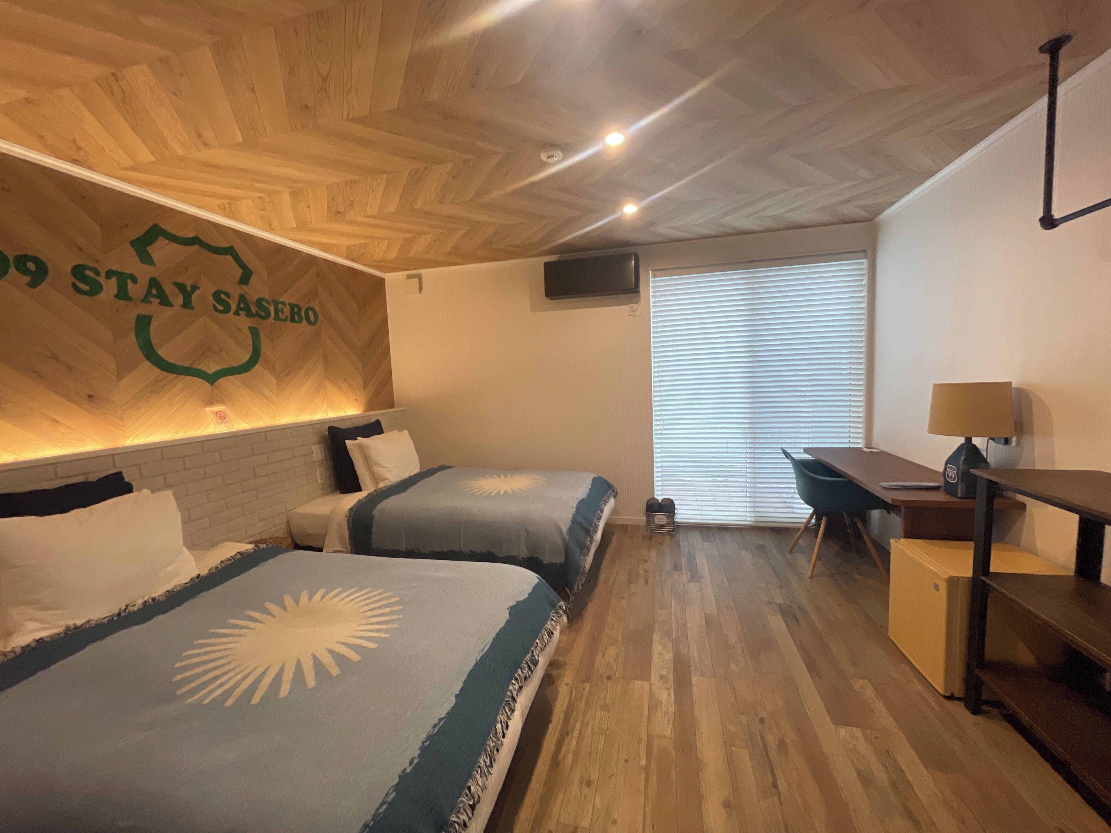 Apartment, 2 Bedrooms, Non Smoking, Kitchen (SG2) | 1 bedroom, individually decorated, individually furnished, desk