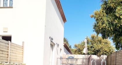 A 5km du centre ville! Villa cosy dans un havre de paix
