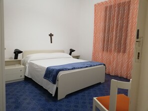 3 bedrooms, iron/ironing board, free WiFi, bed sheets - Casa Sgarlata - Between Sky and Sea (Scicli)