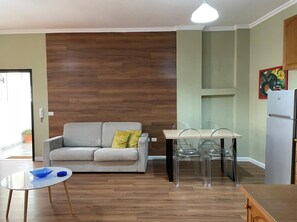 Living area - Great value for its price (Tirana)