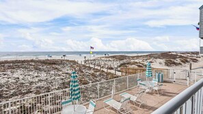Property grounds - Castaways 1C | Beachfront Condo + Pool (Gulf Shores)