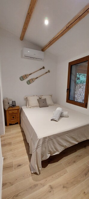 3 bedrooms, iron/ironing board, free WiFi, bed sheets - Villa Rosa A Costa Paradiso vue mer Avec Piscine - Jacuzzi (TRINITA D AGULTU VIGNOLA)