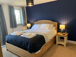 2 Schlafzimmer, Bügeleisen/Bügelbrett, Reisekinderbett, WLAN