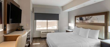 Standard Room, 1 King Bed, Accessible, Refrigerator & Microwave | Desk, blackout curtains, iron/ironing board, free WiFi