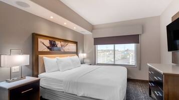 Suite, 1 King-Bett, Nichtraucher, Whirlpool (with Sofabed) | Schreibtisch, Verdunkelungsvorhänge, Bügeleisen/Bügelbrett