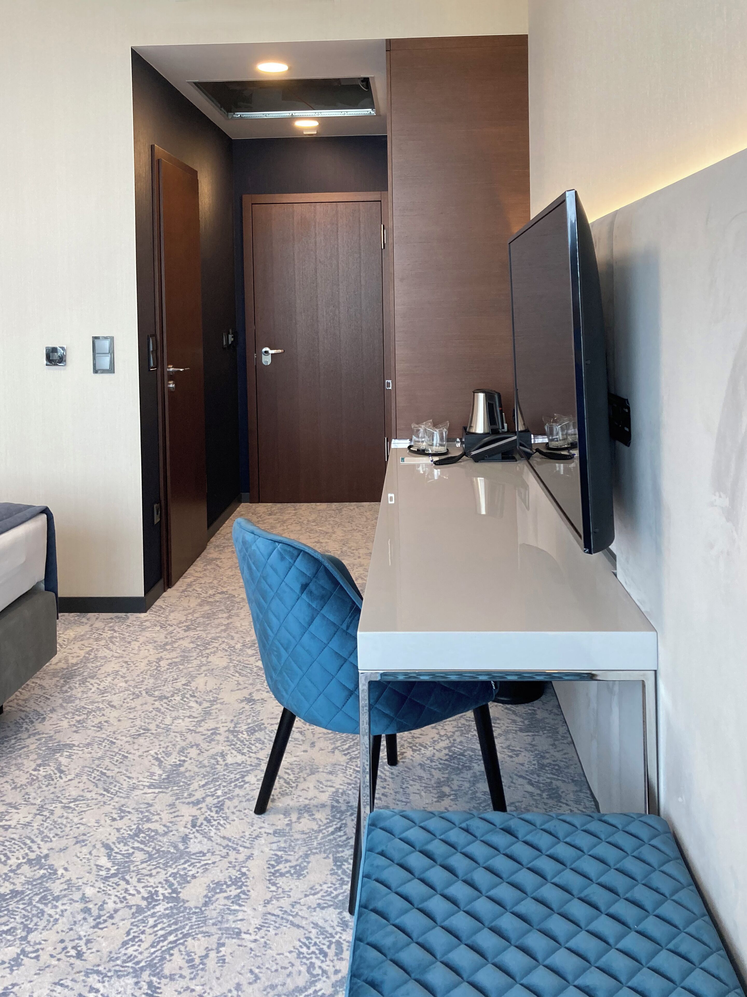 standard triple room | 2 bedrooms, hypo-allergenic bedding, memory-foam beds, minibar