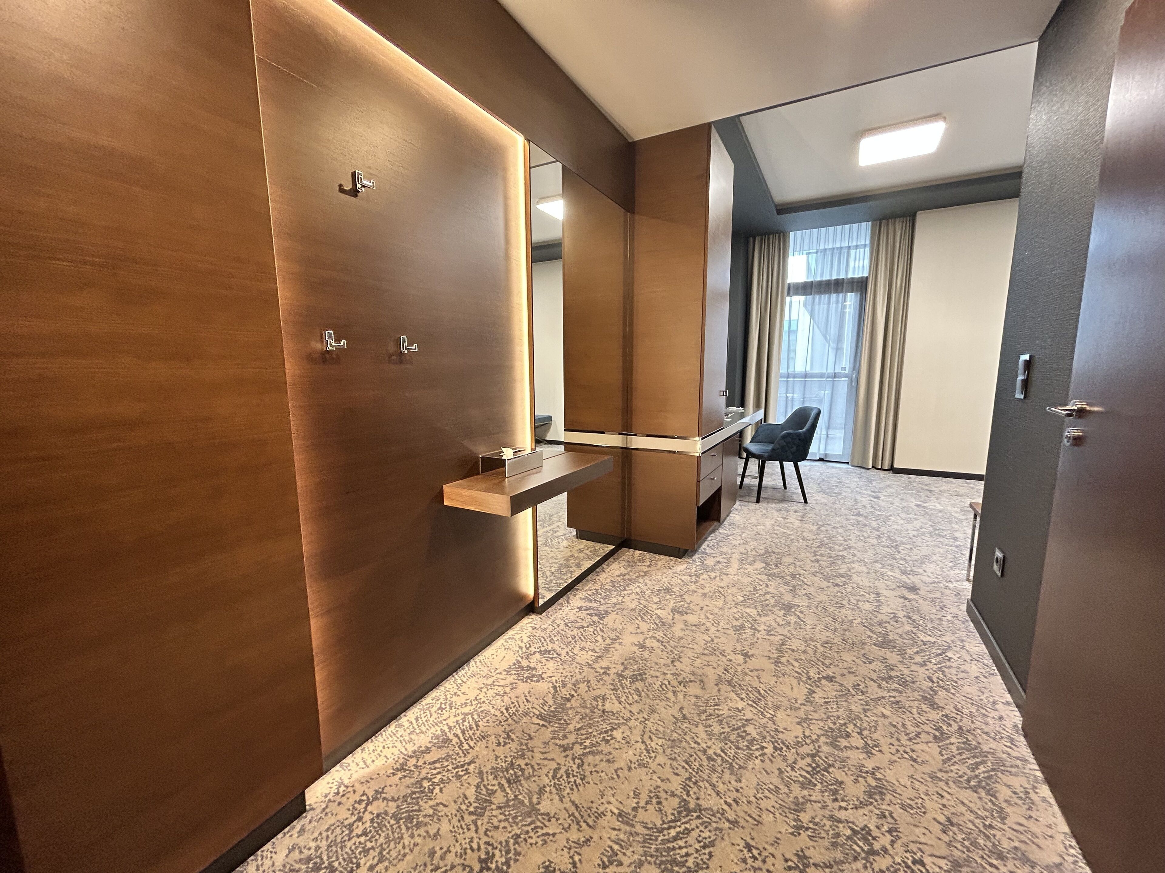 standard room, accessible | 2 bedrooms, hypo-allergenic bedding, memory-foam beds, minibar