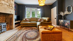 House | Living area | Flat-screen TV - Percy Cottage (Newcastle-upon-Tyne)