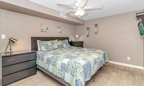 6 bedrooms, iron/ironing board, free WiFi, bed sheets