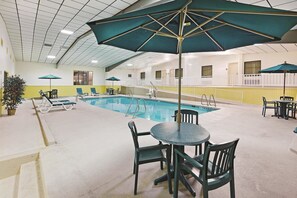 Outdoor pool - Motel6 Bartlesville OK (Bartlesville)