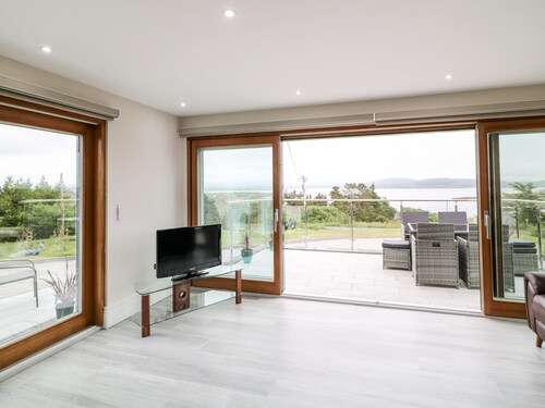 Traeannagh Bay House