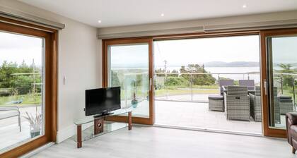 Traeannagh Bay House