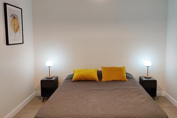 2 bedrooms