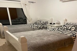 3 Schlafzimmer, Bügeleisen/Bügelbrett, Reisekinderbett, kostenloses WLAN