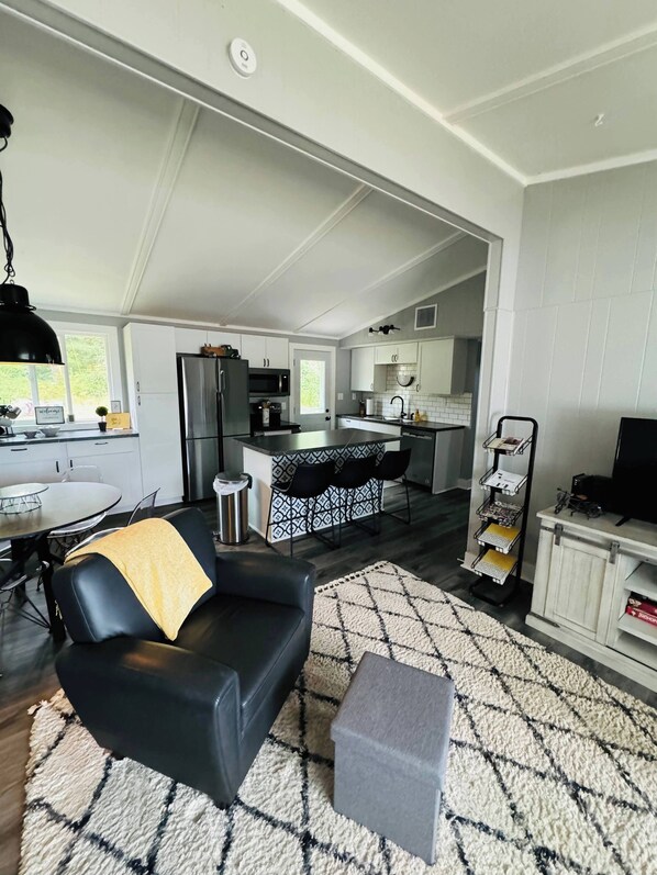 Smart TV, DVD player, books