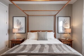 5 Schlafzimmer, Schreibtisch, Bügeleisen/Bügelbrett, kostenloses WLAN