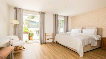 2 Schlafzimmer, Reisekinderbett, kostenloses WLAN, Bettwäsche