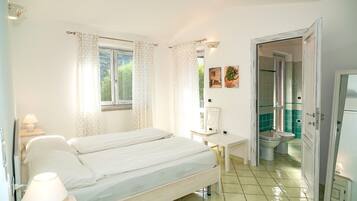 3 quartos, ferros/tábuas de passar roupa, Wi-Fi de cortesia