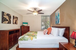 1 bedroom, iron/ironing board, free WiFi, bed sheets - Charming Kam Sands 6-104 Ground Floor 1Bd/1Ba with Garden Views and Beach Access (Kihei)