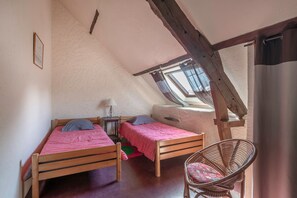 3 Schlafzimmer, Bügeleisen/Bügelbrett, WLAN