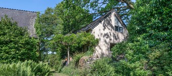 Typical cottage for 6 in the Breton countryside