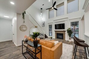 TV, fireplace, Netflix, streaming services