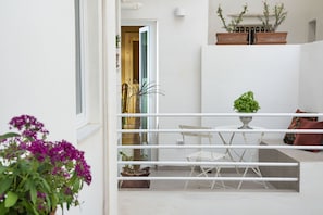 Deluxe Apartment | Terrace/patio