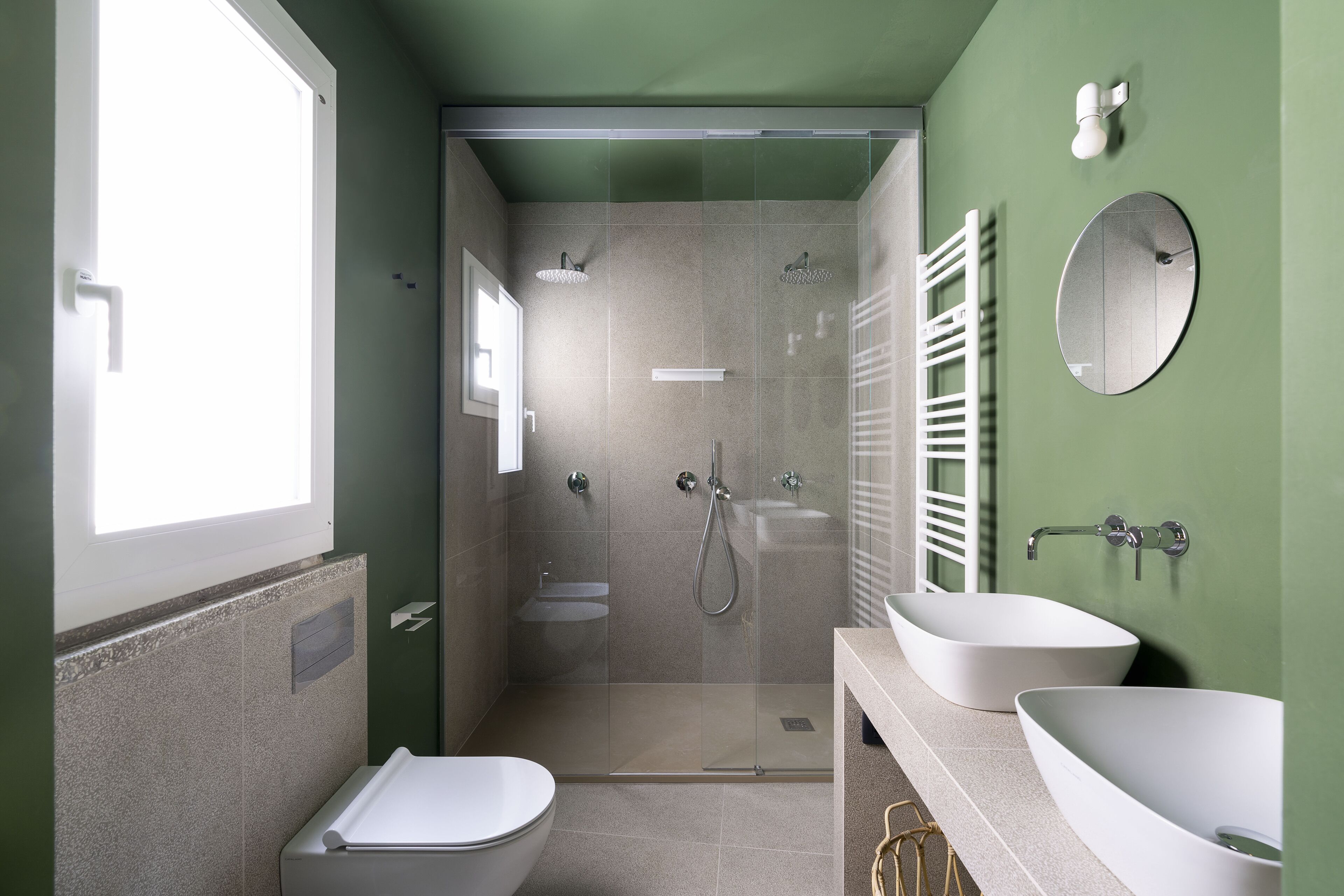 Deluxe Apartment | Bathroom