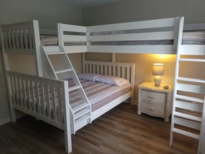 3 Schlafzimmer, Bügeleisen/Bügelbrett, Reisekinderbett, kostenloses WLAN