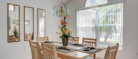 Hus - 4 sovrum | Eget kök | Kylskåp, ugn, kaffe- och tebryggare och brödrost