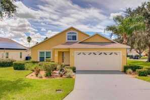 House, 4 Bedrooms | Exterior - Willow's Southern Dunes Pool Home 4 Bedroom Home by RedAwning (Haines City)