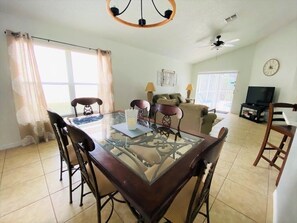 Maison, 4 chambres | Cuisine privée