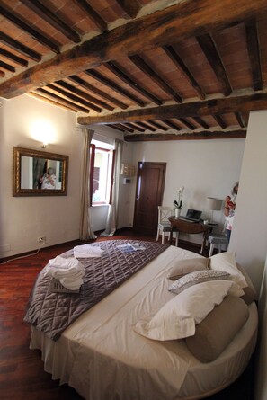 1 Schlafzimmer, Schreibtisch, Bügeleisen/Bügelbrett, WLAN