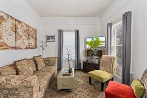 Téléviseur, bureau