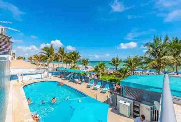 Outdoor pool, a heated pool