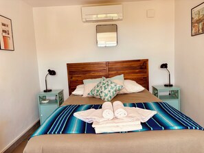 1 chambre, fer et planche à repasser, accès au Wi-Fi (inclus)